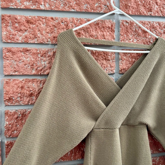 Olive Green Sweater dress - Picture 6 of 7